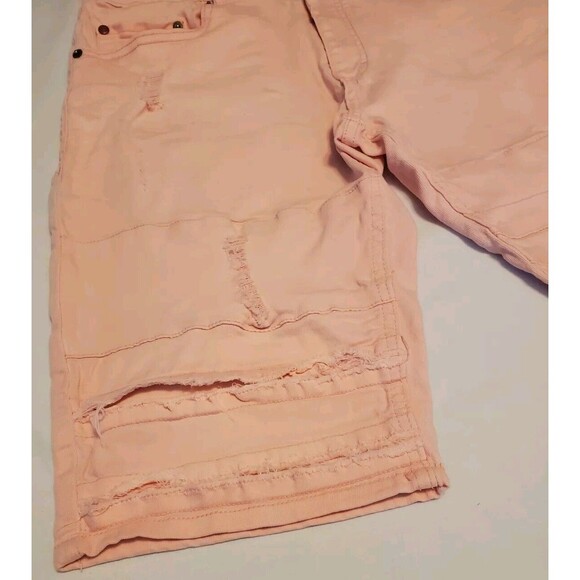 Spark Mens Premium Denim Pink Distressed Shorts Size 32 - Picture 3 of 10